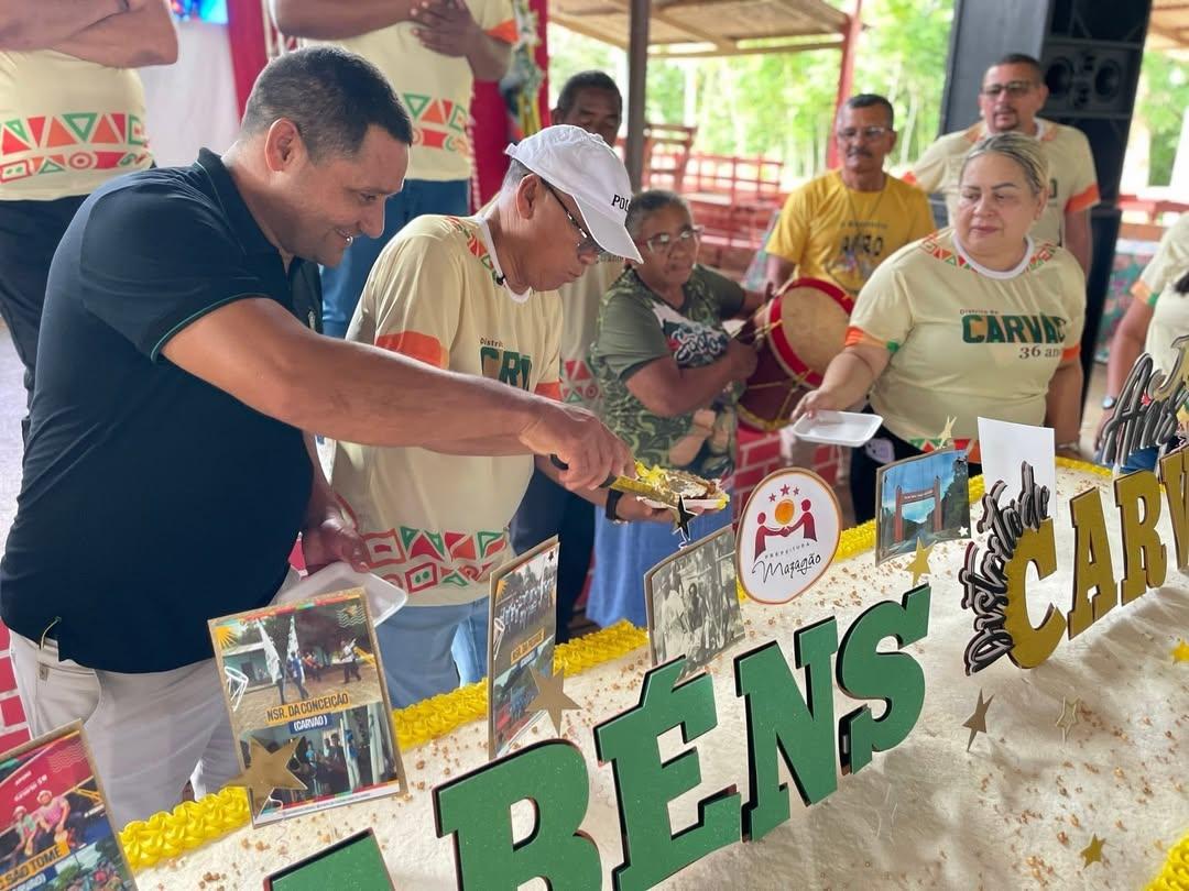 Corte do bolo e programação festiva marcaram os 36 anos do Distrito do Carvão 