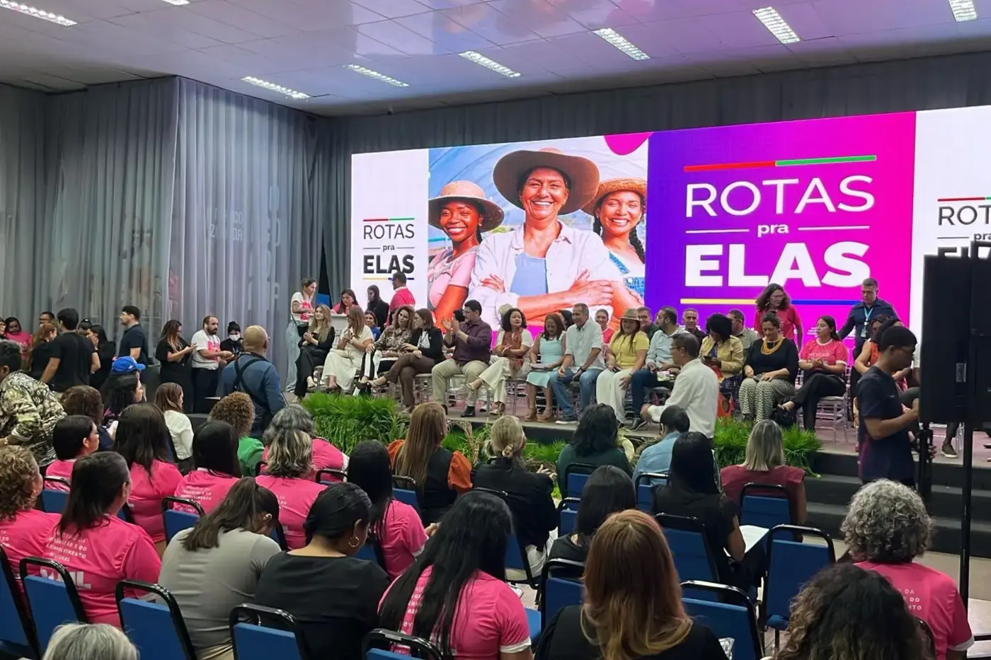 Governo do Amapá leva atendimentos de saúde a empreendedoras rurais em Macapá