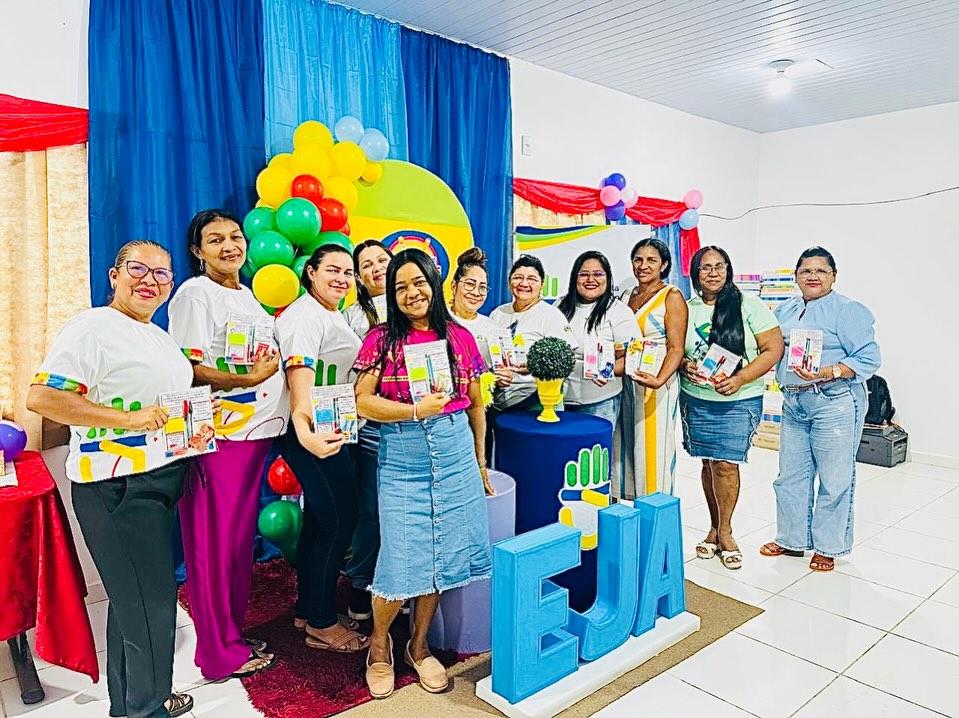 Itaubal reforça formação de professores da EJA em ação ligada ao pacto nacional contra o analfabetismo