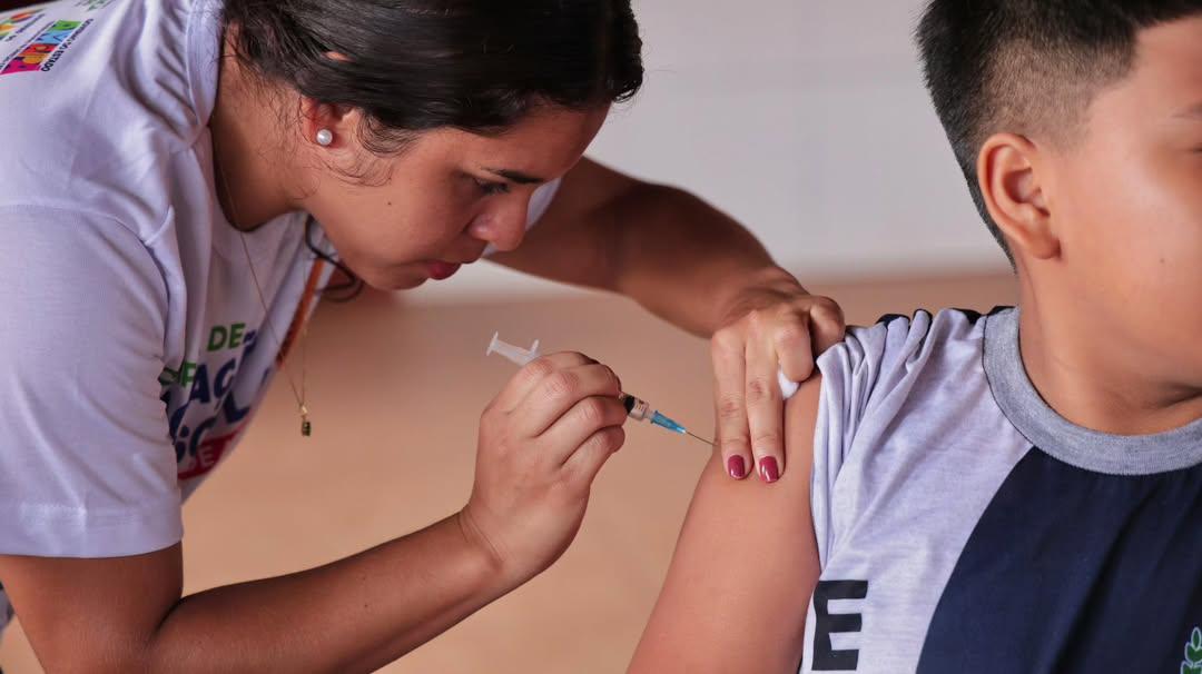 Pedra Branca do Amapari amplia campanha de vacinação nas escolas para proteger crianças e adolescentes