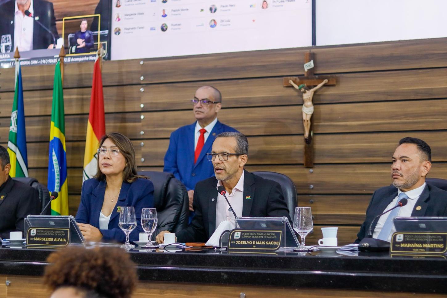 Projeto de Lei do Executivo municipal é aprovado na Câmara e garante reajuste histórico de 15% para profissionais da educação em Macapá