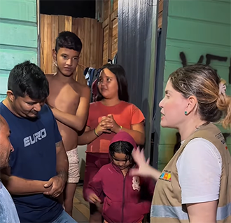 Secretária Aline atua em força-tarefa para atender famílias afetadas por alagamentos em Santana