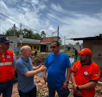 Bala Rocha intensifica acompanhamento de canal na Avenida Maria Colares