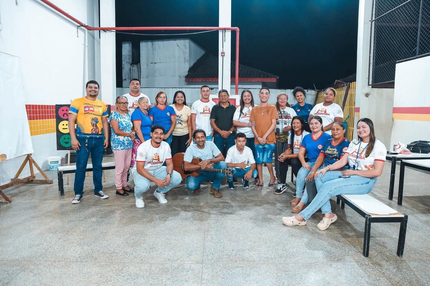 Caravana do Bem-Estar leva serviços de saúde e acolhimento a alunos da EJA