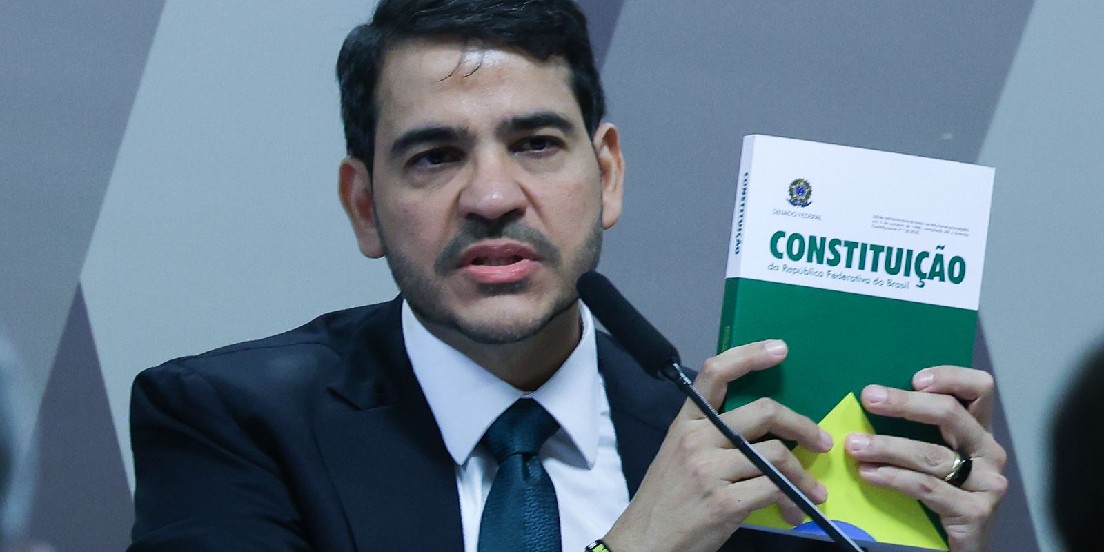 CCJ do Senado aprova nome de Jorge Messias para o STF