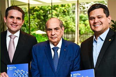 CNC leva pauta do setor produtivo ao Congresso em encontro com Davi e Hugo Motta