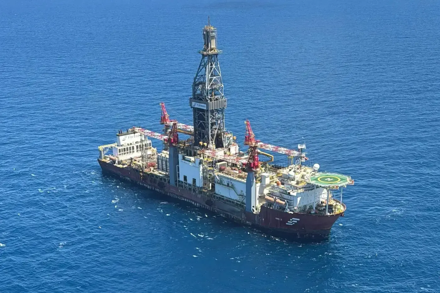 Com 400 trabalhadores embarcados, prospecção de petróleo aquece economia do Amapá