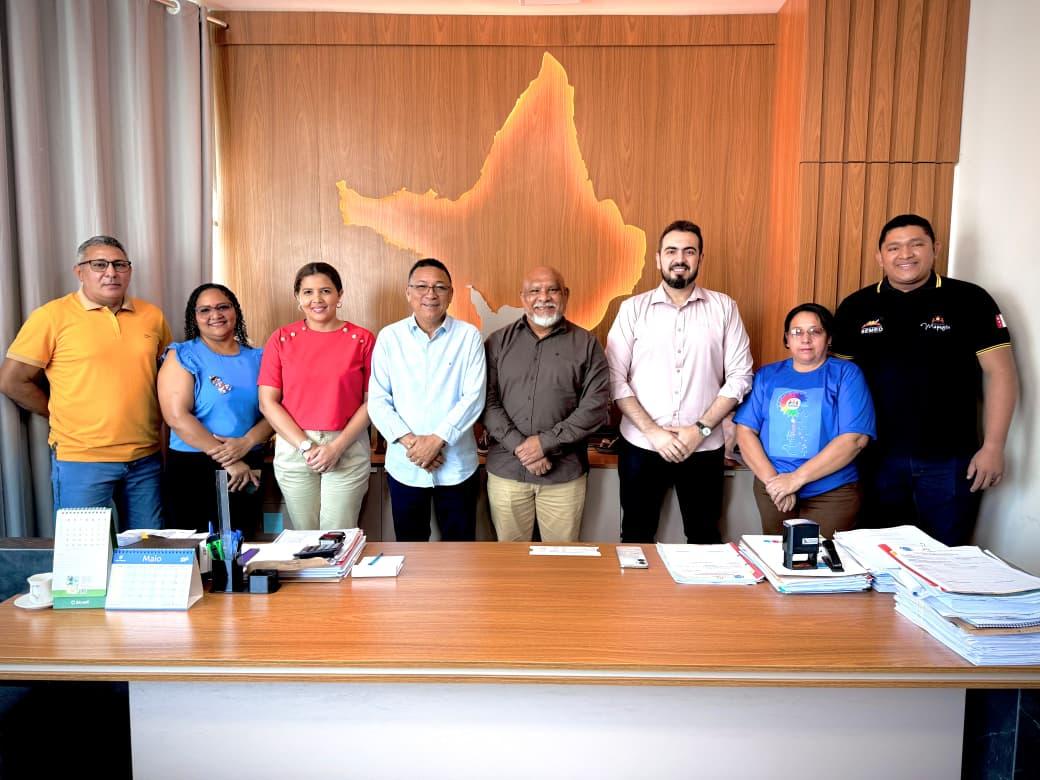 Gestão de Chico Nó e Manoel Gonzaga avança para modernizar educação com tecnologia de ponta em Mazagão