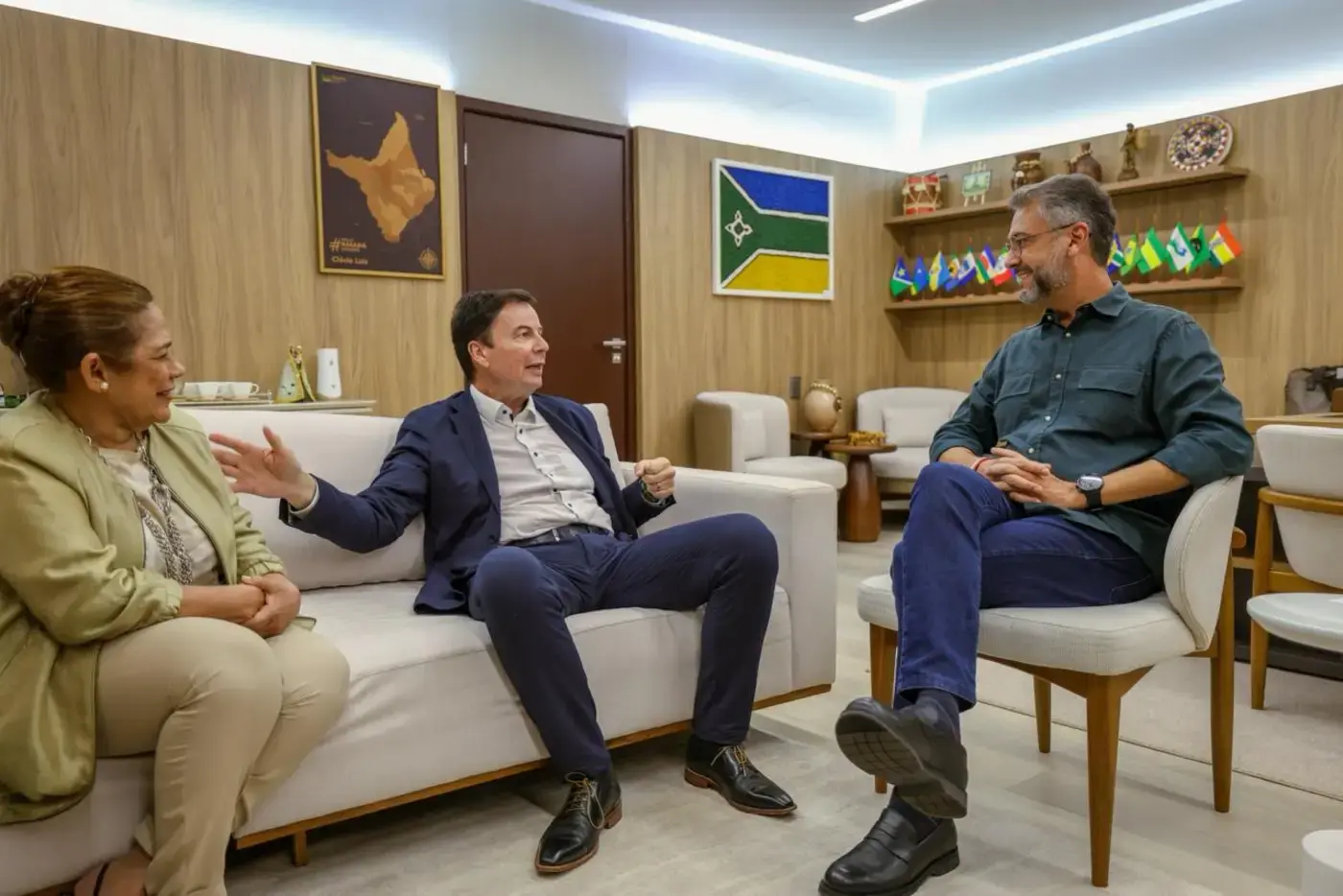 Governador Clécio reúne-se com prefeito suíço e projeta novas parcerias internacionais para o Amapá