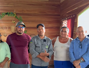 Laranjal do Jari entrega kits para beneficiamento de açaí e reforça apoio à produção ribeirinha