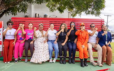 Laranjal do Jari instala Banco Vermelho e reforça mobilização permanente contra o feminicídio