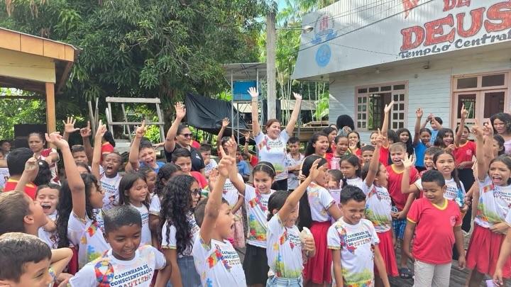 Mazagão intensifica ações educacionais em comunidades ribeirinhas com formação e inclusão