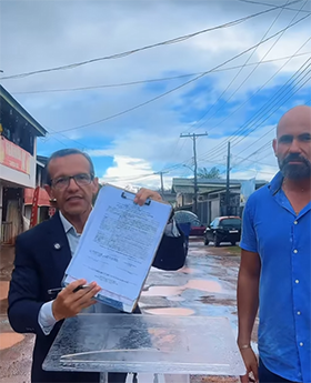 Prefeito de Macapá assina ordens de serviço para obras de pavimentação em dois bairros da capital