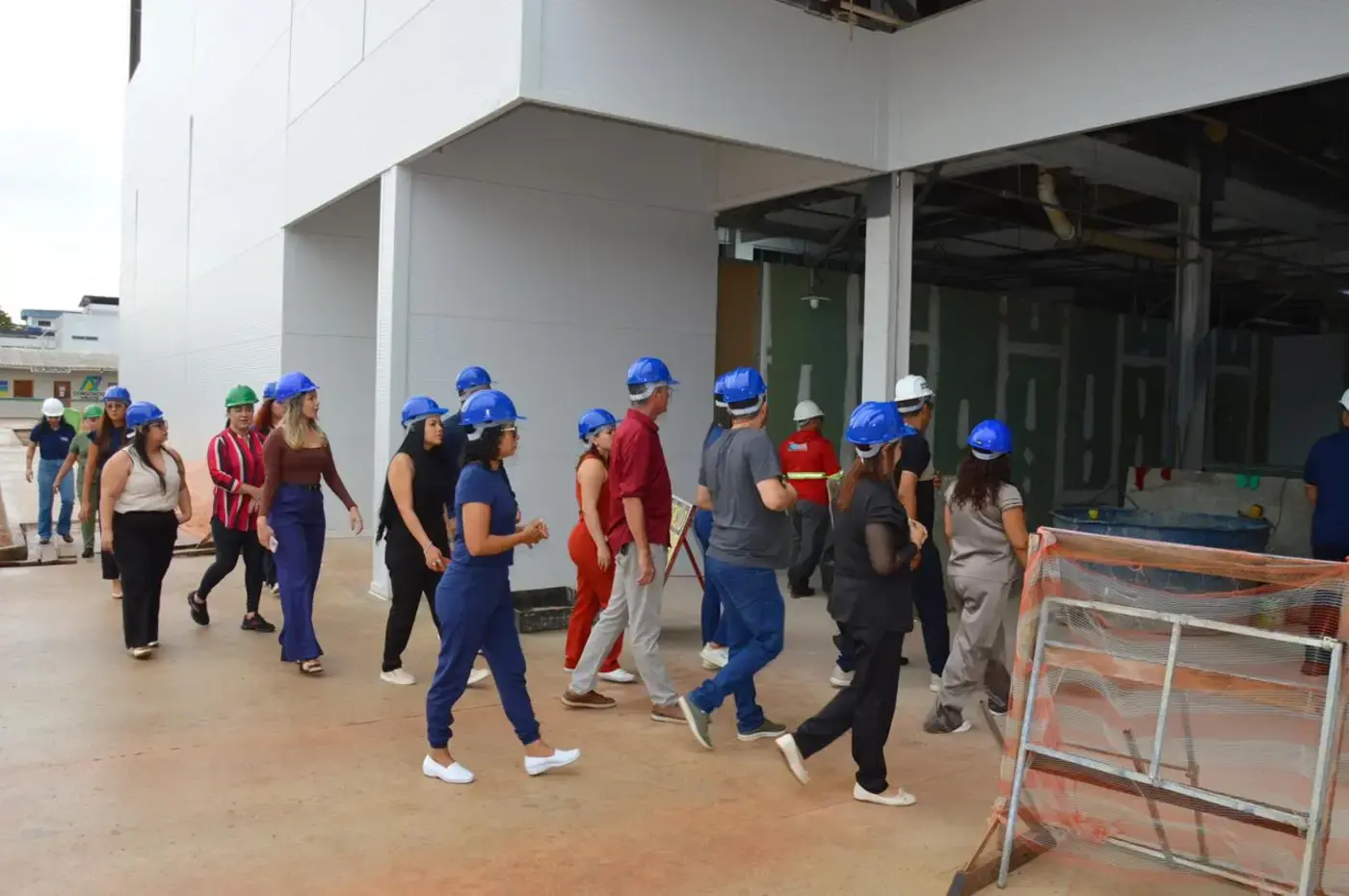 Servidores do Hospital de Emergência visitam obras do novo hospital do Governo do Estado e vivenciam um novo momento na saúde do Amapá