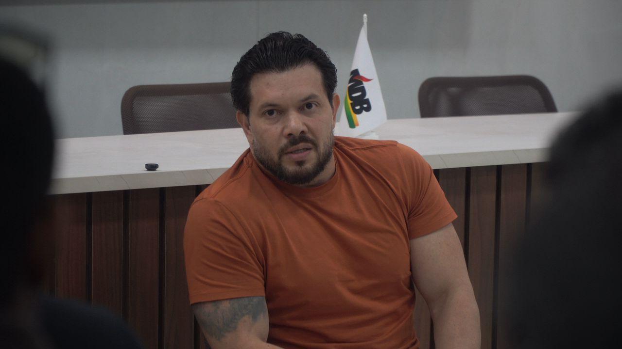 Acácio Favacho lidera articulação que aprova 30 horas para psicólogos na CCJ 