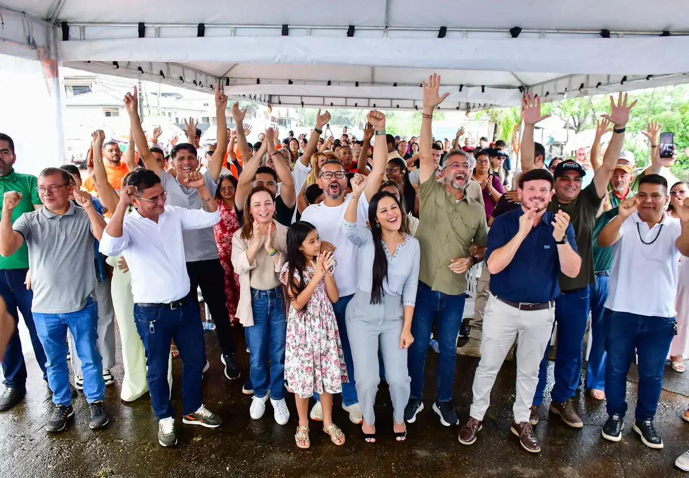 'Aniversário com muito trabalho e entregas desejadas pelo povo de Oiapoque', parabeniza governador Clécio nos 81 anos do município