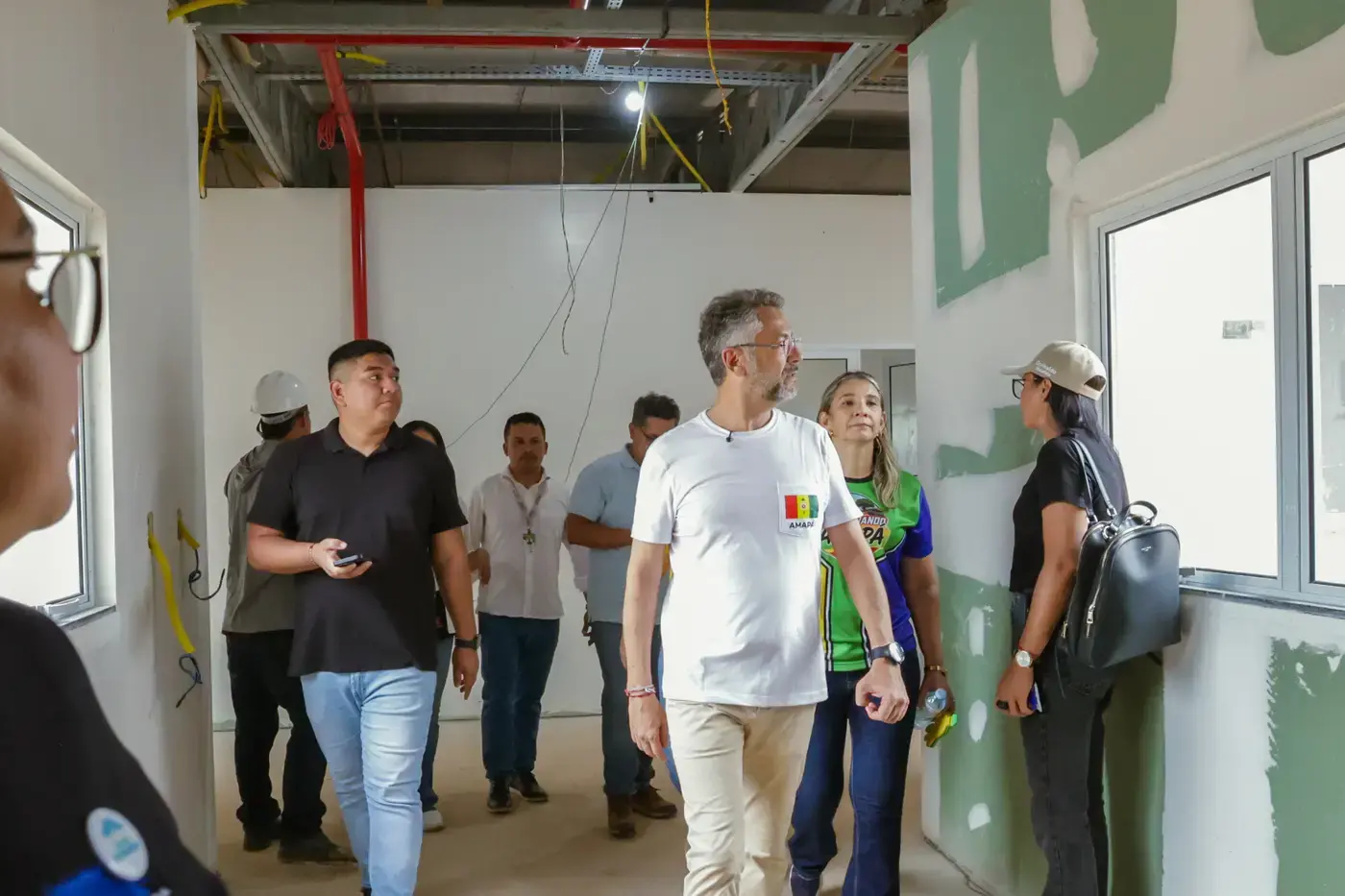 Clécio visita obras do Hospital de Pequeno Porte com estrutura física já finalizada no município de Amapá