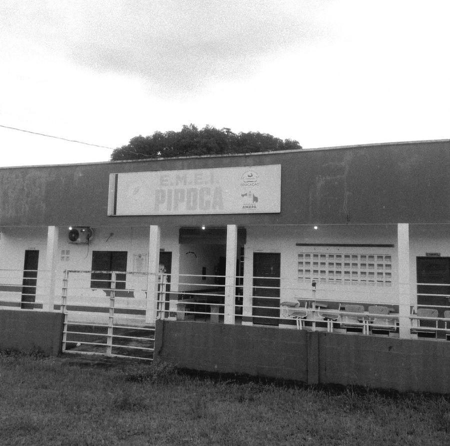 Em Amapá, gestão de Kelly Lobato deixa crianças sem aulas e escola em ruínas na Comunidade do Piquiá