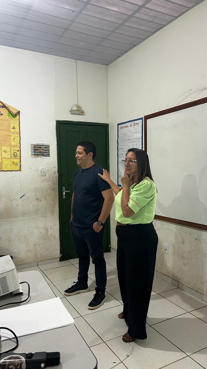 Escola Penelva apresenta projeto Vozes do Jari para formar novos talentos em comunicação