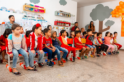 Escola Tia Iracema realiza ação do Maio Laranja em Mazagão