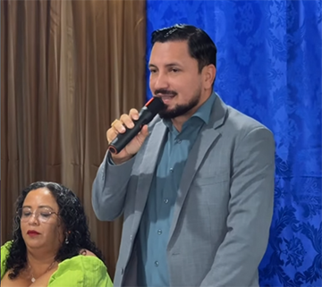 Ferreira Gomes empossa Jovens Prefeitos em projeto de formação cidadã