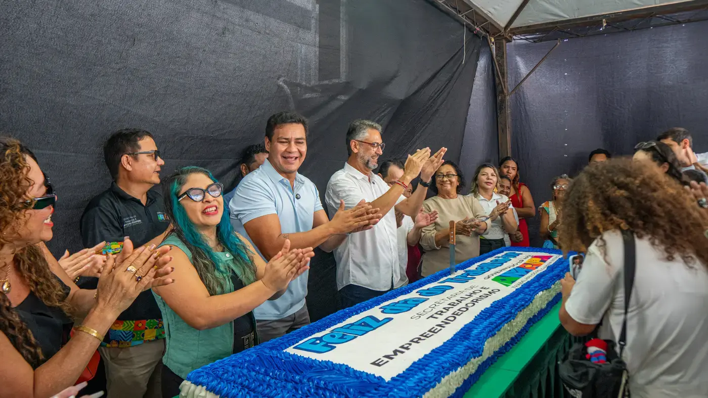 Governador Clécio celebra Dia do Trabalhador com mais de 300 vagas abertas e Amapá líder na geração de empregos no Brasil