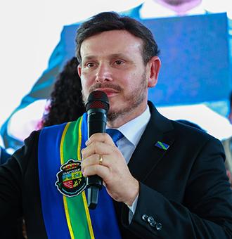 Inácio Maciel e Oscar Gislael são diplomados e empossados em Oiapoque