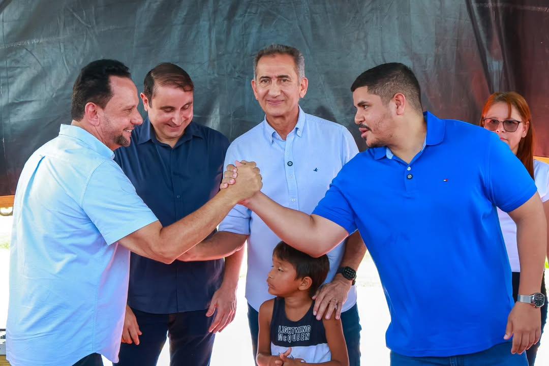 Itaubal recebe equipamentos para fortalecer agricultura familiar