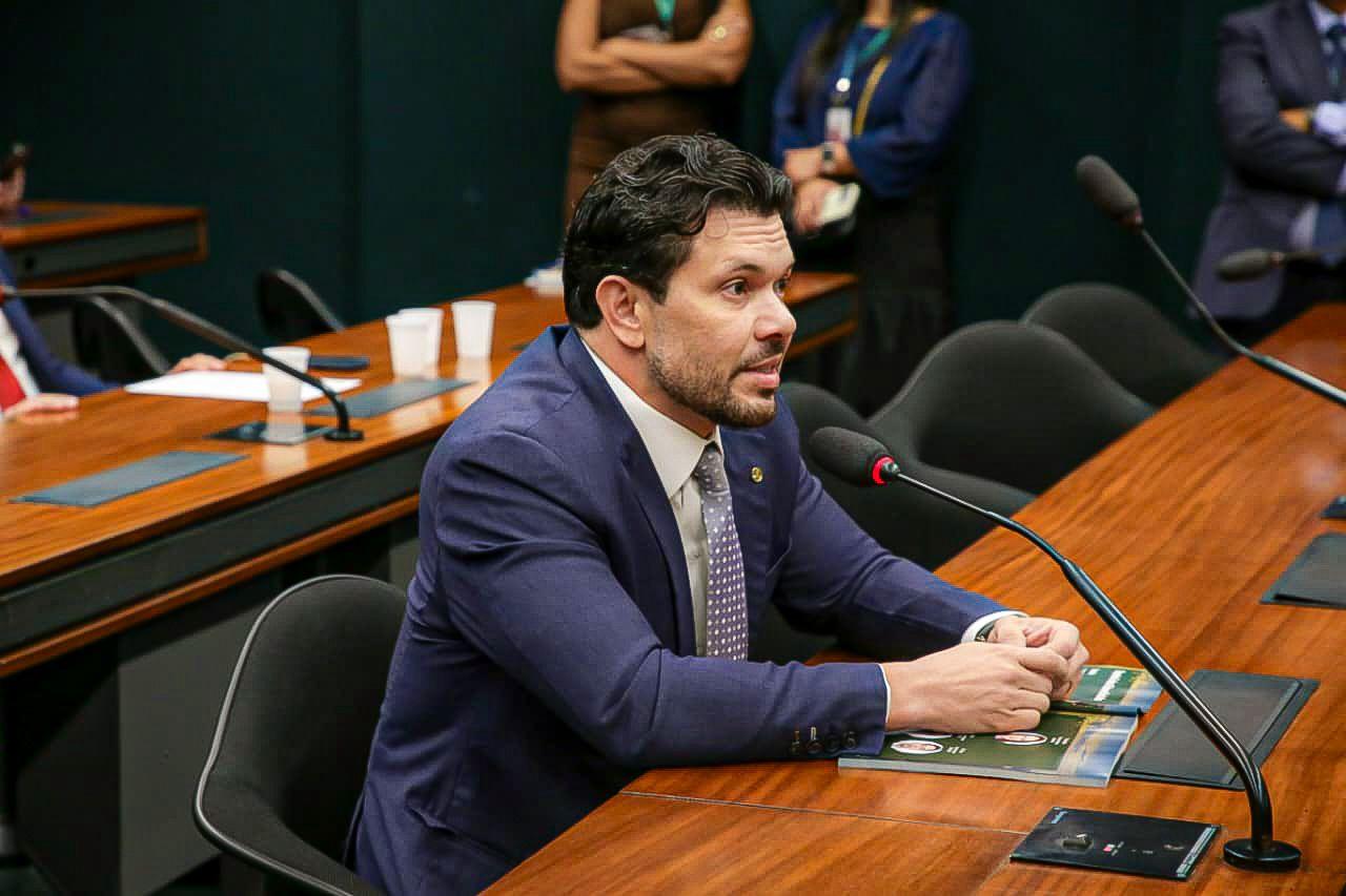 PEC 47: Acácio Favacho intensifica articulação na CCJ para garantir aprovação
