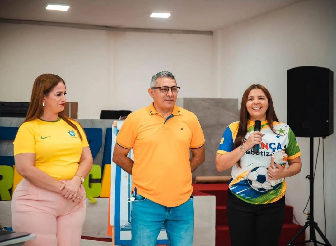 Formação reúne gestores e coordenadores para fortalecer alfabetização