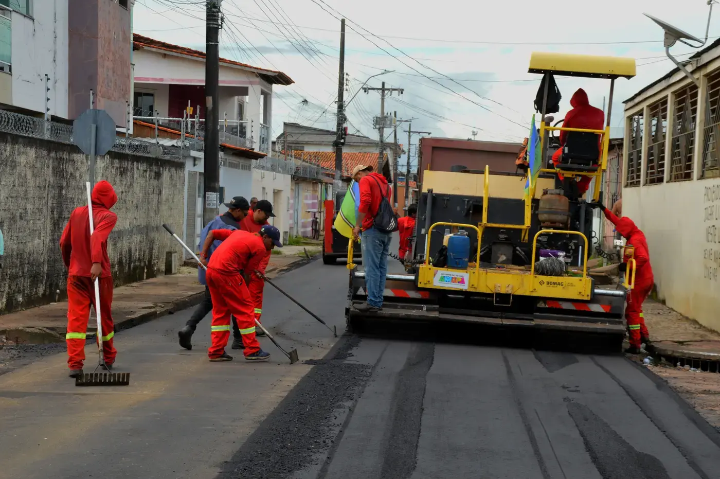 Governo do Amapá inicia nova frente de pavimentação no bairro Perpétuo Socorro, em Macapá