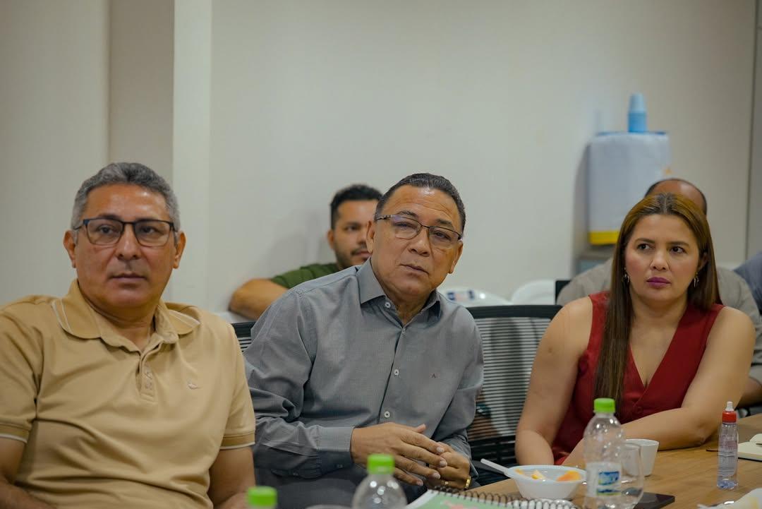 Mazagão apresenta Programa Educar pra Valer para fortalecer rede municipal de ensino