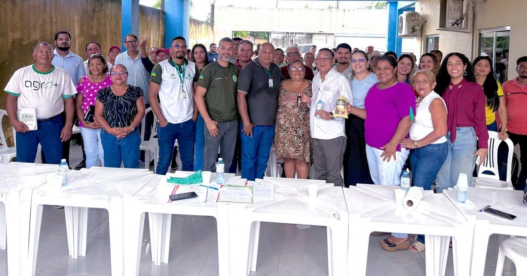 Prefeitura de Mazagão reúne lideranças rurais para discutir fortalecimento do setor produtivo