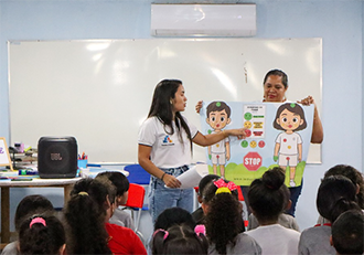 Programa Saúde na Escola leva vacinação e orientações a estudantes em Oiapoque