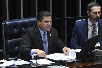 Alcolumbre defende votações do Congresso e rebate críticas sobre impacto fiscal