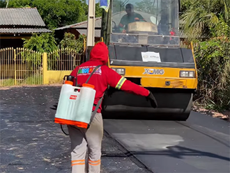 Bairro Mirilândia recebe pavimentação asfáltica e avança na melhoria da infraestrutura urbana em Laranjal do Jari