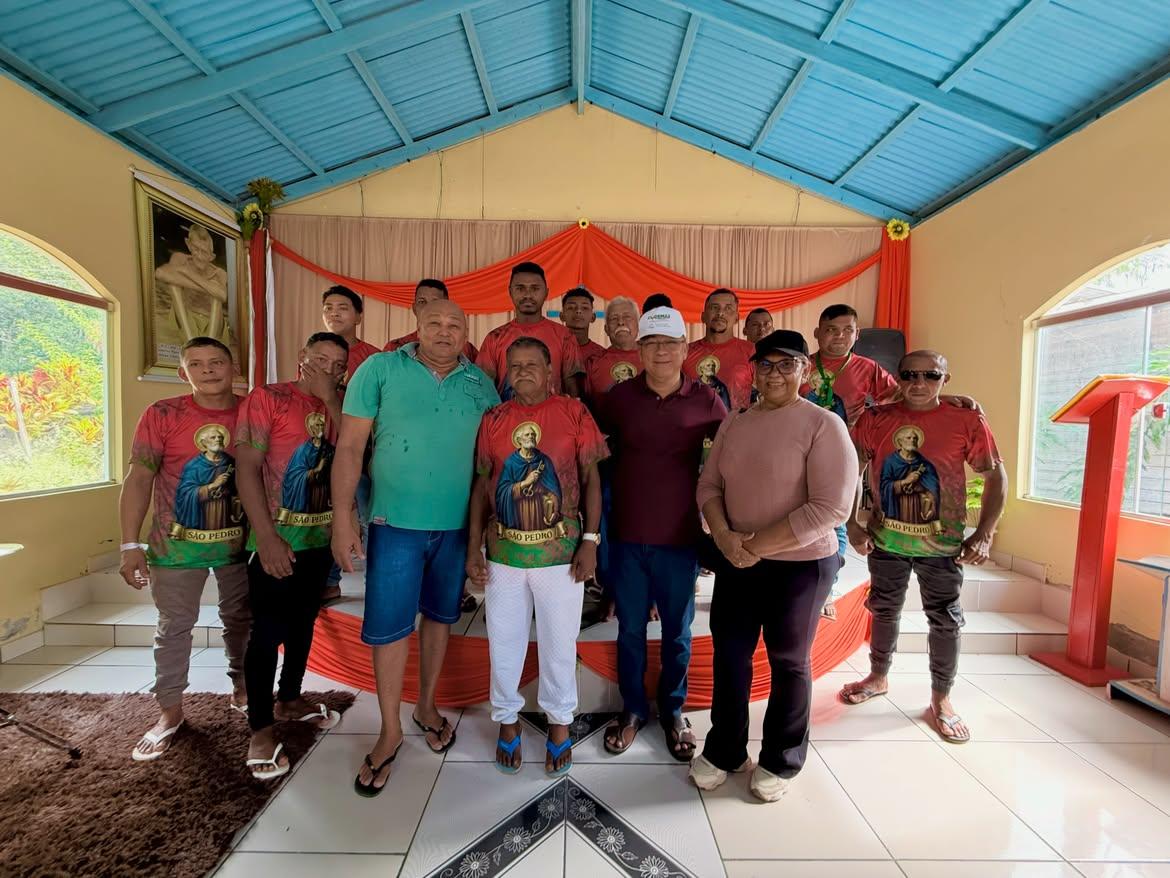 Chico Nó prestigia festividade de São Pedro no Lago do Ajuruxi