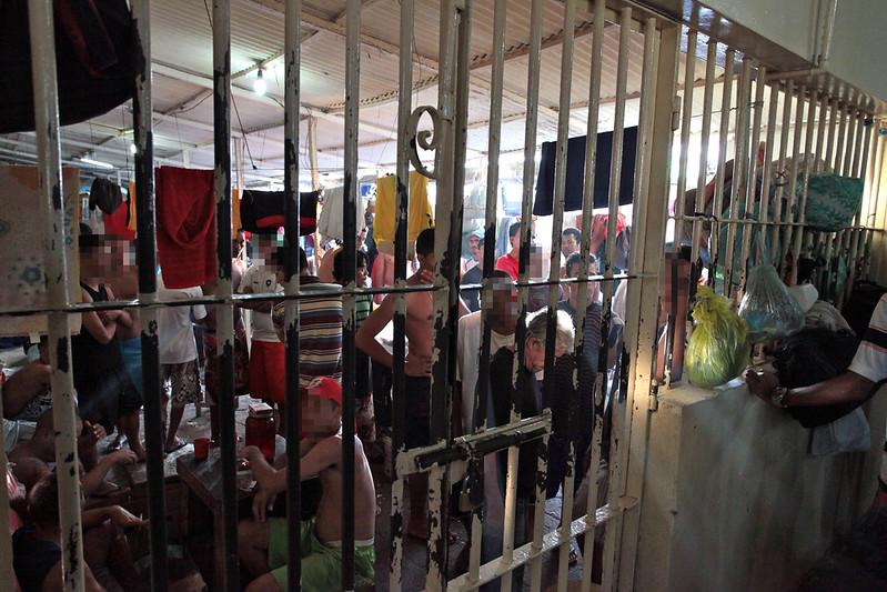 Combate ao crime organizado exige mais que repressão, aponta estudo