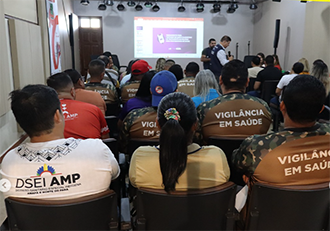 Profissionais da Vigilância Ambiental de Oiapoque participam de capacitação sobre malária