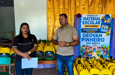 Calçoene entrega kits escolares em Carnot e Cassiporé e reforça apoio aos estudantes