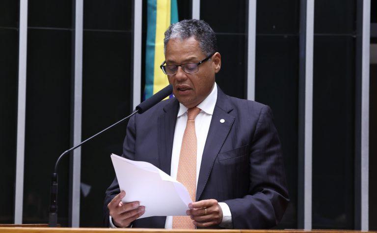 Câmara aprova extensão de incentivos fiscais para combate ao câncer e apoio a pessoas com deficiência