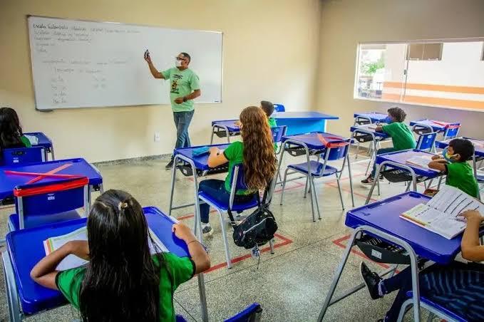 Governo do Amapá inicia etapa documental para convocados da 5ª turma do concurso da Educação