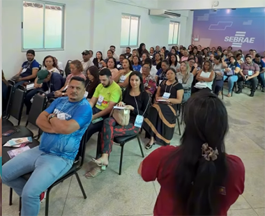 Laranjal do Jari capacita profissionais em oficina de puericultura para reforçar cuidado infantil
