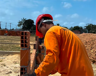 Pracuúba avança na construção de nova escola com quadra coberta na comunidade do Cujubim