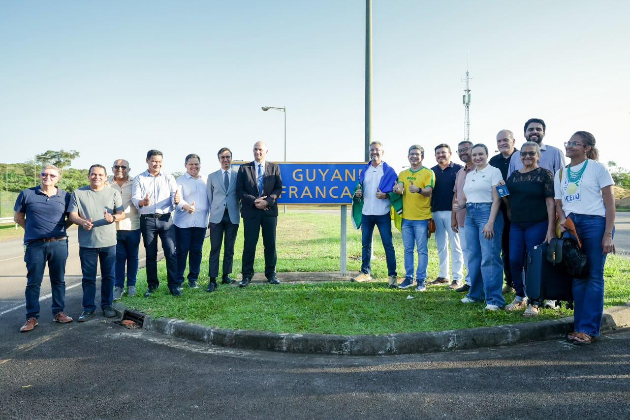 Travessia simbólica na Ponte Binacional marca início da suspensão da exigência de visto para brasileiros na Guiana Francesa