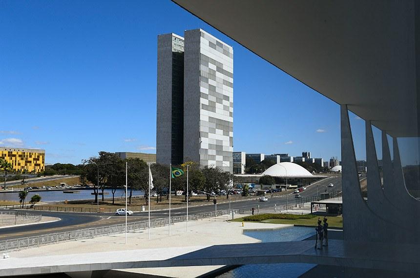 Vetada criação de universidade federal no norte do Amapá