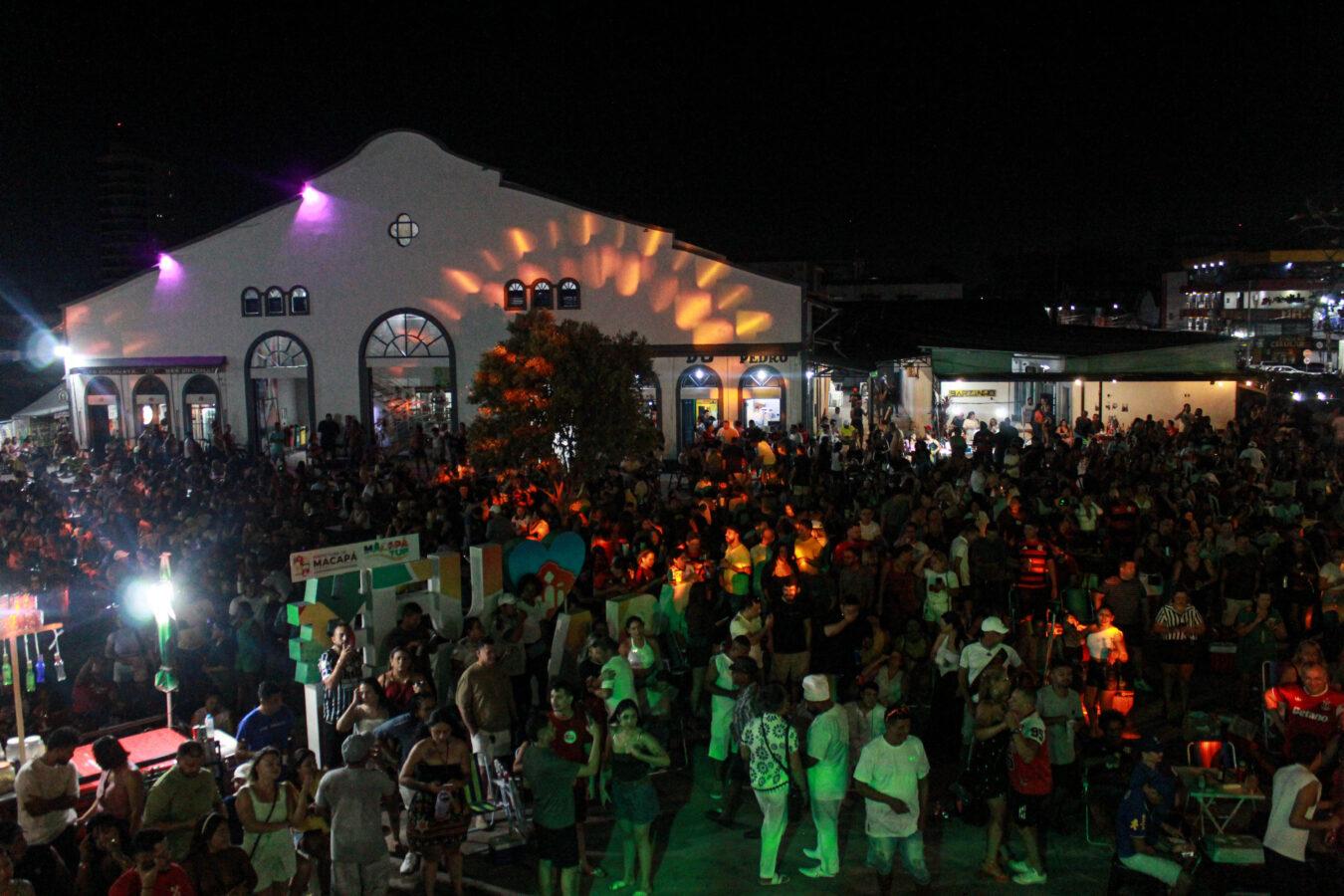 Apresentações culturais encerram comemoração dos 73 anos do Mercado Central