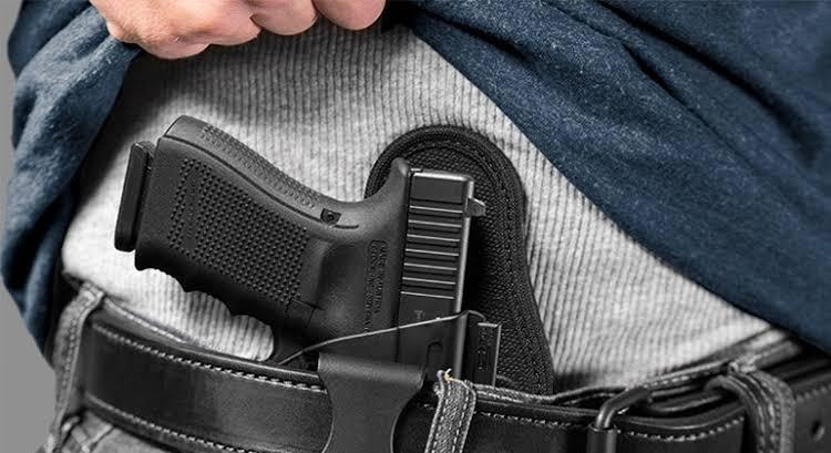 Comissão aprova ampliação do porte de arma para servidores