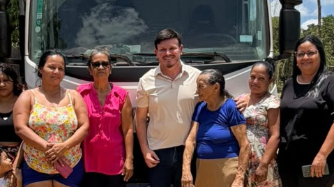 Prefeitura de Oiapoque entrega cestas de ajuda humanitária a agricultores afetados pela estiagem