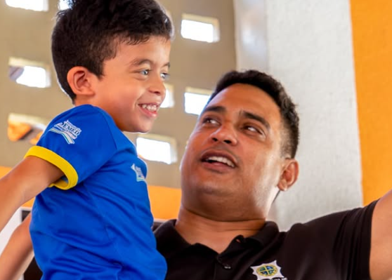 Laranjal do Jari inaugura escola com 12 salas e capacidade para até 780 estudantes